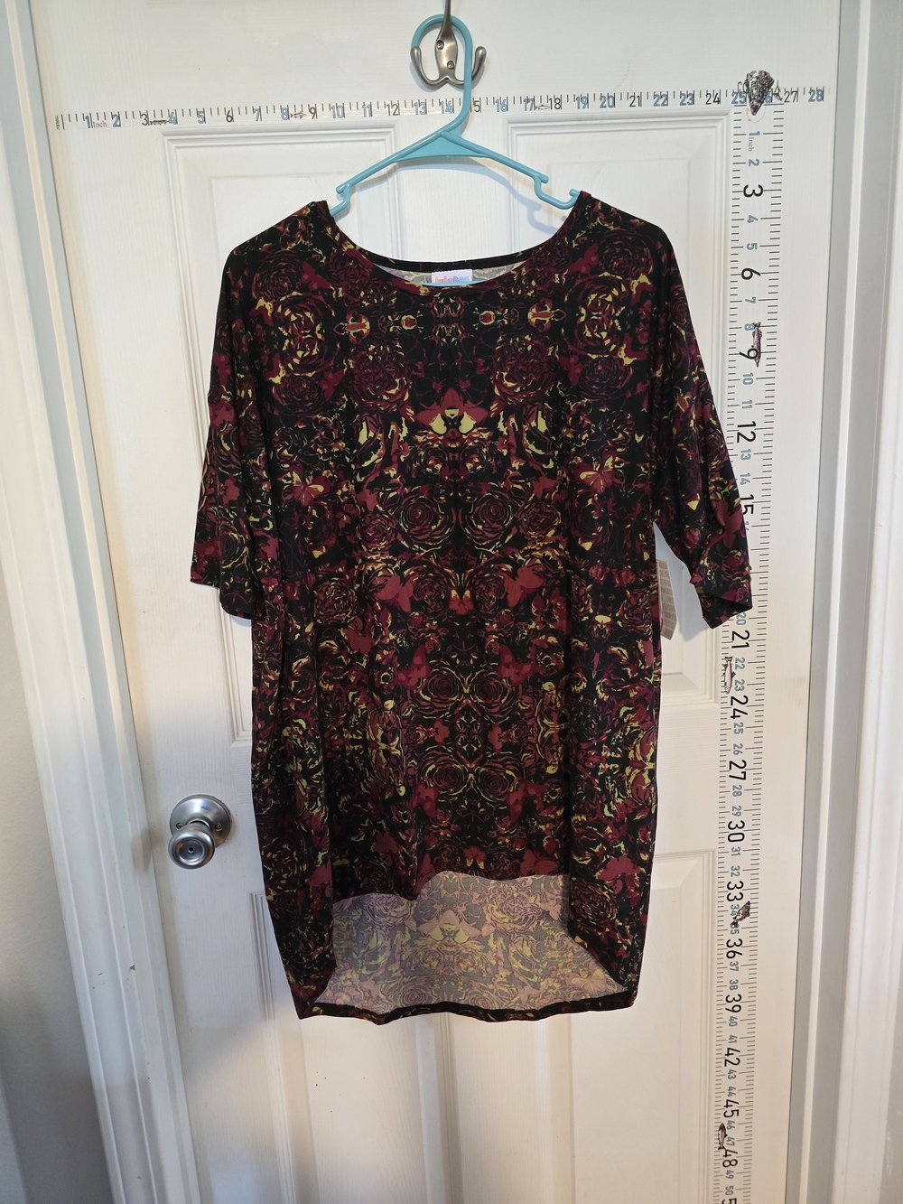 LuLaRoe Irma Tunic Top – Size Small (NWT)